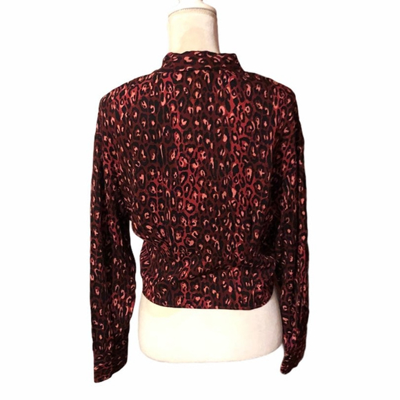 ⭐️Zara Animal Print Button Down Crop Top - Picture 3 of 7